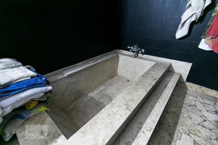 Casa à venda com 350m², 3 quartos e 1 vagaBanheiro da Suíte 3