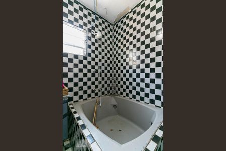 Casa à venda com 350m², 3 quartos e 1 vagaBanheiro da Suíte 2