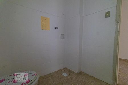 Banheiro de apartamento para alugar com 1 quarto, 25m² em Bela Vista, São Paulo