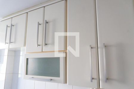 Apartamento para alugar com 50m², 2 quartos e 1 vaga Apartamento para alugar com 50m², 2 quartos e 1 vagaCozinha - Armários