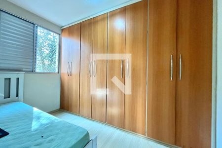 Quarto 1 de apartamento para alugar com 2 quartos, 50m² em Vila Parque Jabaquara, São Paulo