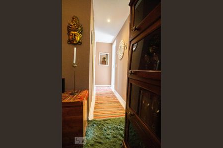 Apartamento à venda com 83m², 3 quartos e 1 vaga Apartamento à venda com 83m², 3 quartos e 1 vagaCorredor