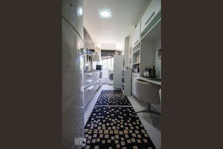Apartamento à venda com 83m², 3 quartos e 1 vaga Apartamento à venda com 83m², 3 quartos e 1 vagaCozinha