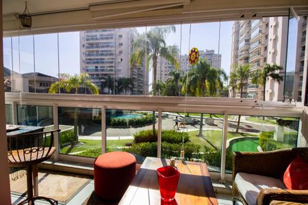 Apartamento à venda com 83m², 3 quartos e 1 vaga Apartamento à venda com 83m², 3 quartos e 1 vagaVaranda da Sala