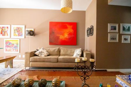 Apartamento à venda com 83m², 3 quartos e 1 vaga Apartamento à venda com 83m², 3 quartos e 1 vagaSala