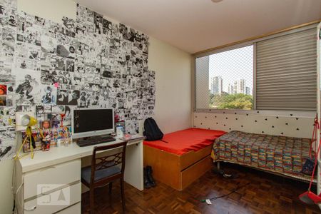 Quarto 2 de casa de condomínio à venda com 4 quartos, 202m² em Vila Suzana, São Paulo