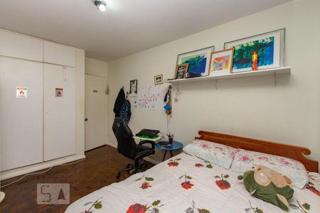 Quarto 1 de casa de condomínio à venda com 4 quartos, 202m² em Vila Suzana, São Paulo