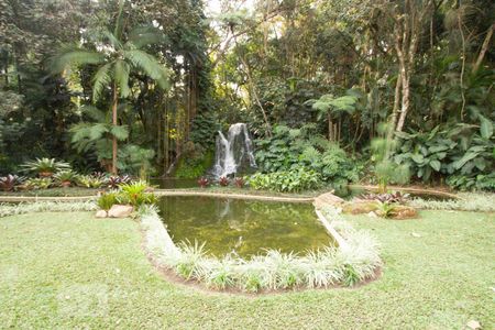 Área Comum - Jardim de casa de condomínio à venda com 4 quartos, 202m² em Vila Suzana, São Paulo