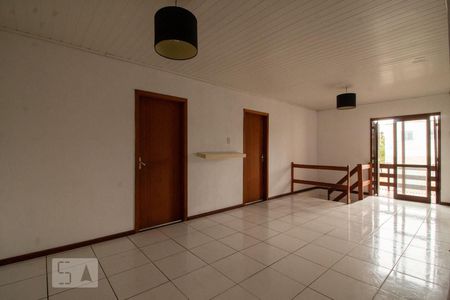 Hall de casa à venda com 3 quartos, 180m² em Sarandi, Porto Alegre