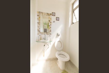 Apartamento à venda com 100m², 3 quartos e 2 vagasBanheiro de Serviço