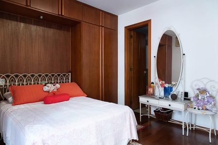 Apartamento à venda com 249m², 4 quartos e 4 vagasSuíte