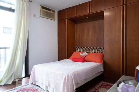 Apartamento à venda com 249m², 4 quartos e 4 vagasSuíte