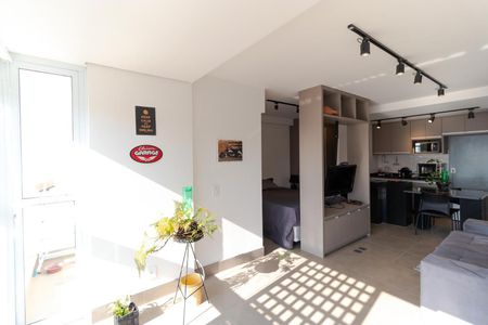 Sala  de kitnet/studio para alugar com 1 quarto, 43m² em Bosque, Campinas