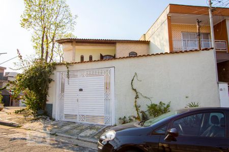 Fachada de casa à venda com 3 quartos, 145m² em Parque Oratorio, Santo André