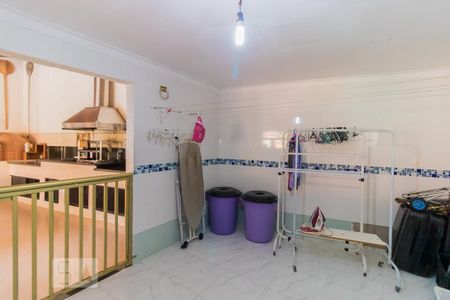 Casa à venda com 320m², 2 quartos e 3 vagasÁrea de Serviço