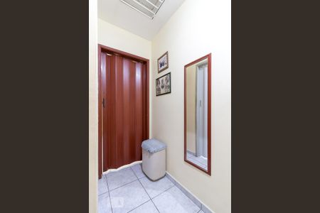 Corredor de casa à venda com 2 quartos, 112m² em Jardim Santa Mena, Guarulhos
