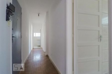 Apartamento à venda com 83m², 2 quartos e sem vagaCorredor