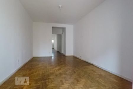 Apartamento à venda com 83m², 2 quartos e sem vagaSala