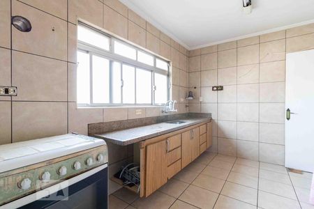 Casa para alugar com 210m², 4 quartos e 3 vagas Casa para alugar com 210m², 4 quartos e 3 vagasCozinha