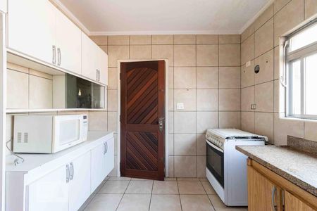 Casa para alugar com 210m², 4 quartos e 3 vagas Casa para alugar com 210m², 4 quartos e 3 vagasCozinha