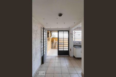 Casa para alugar com 210m², 4 quartos e 3 vagas Casa para alugar com 210m², 4 quartos e 3 vagasÁrea de Serviço