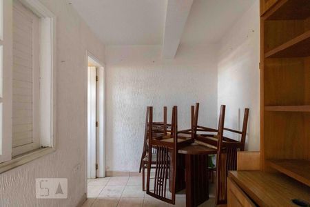 Casa para alugar com 210m², 4 quartos e 3 vagas Casa para alugar com 210m², 4 quartos e 3 vagasQuarto de Serviço