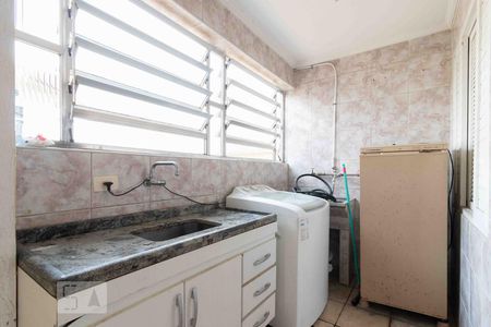 Casa para alugar com 210m², 4 quartos e 3 vagas Casa para alugar com 210m², 4 quartos e 3 vagasÁrea de Serviço