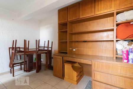 Casa para alugar com 210m², 4 quartos e 3 vagas Casa para alugar com 210m², 4 quartos e 3 vagasQuarto de Serviço