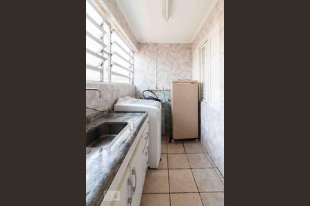 Casa para alugar com 210m², 4 quartos e 3 vagas Casa para alugar com 210m², 4 quartos e 3 vagasÁrea de Serviço