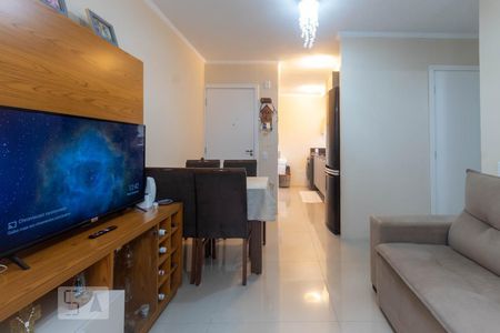 Sala de Estar de apartamento à venda com 2 quartos, 44m² em Cavalhada, Porto Alegre