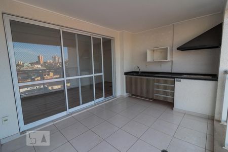 Apartamento à venda com 72m², 2 quartos e 1 vaga Apartamento à venda com 72m², 2 quartos e 1 vagaVaranda