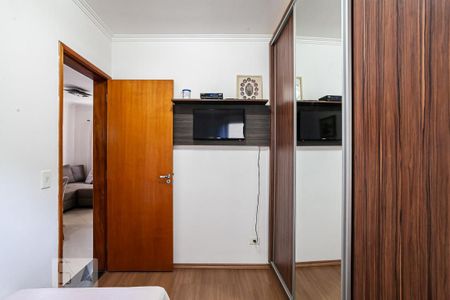 Apartamento à venda com 66m², 3 quartos e 1 vagaQuarto 2