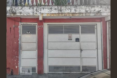 Casa à venda com 52m², 1 quarto e sem vaga Casa à venda com 52m², 1 quarto e sem vagaFachada