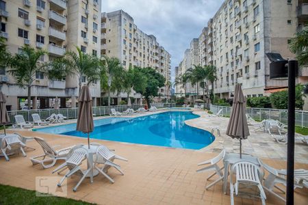 Apartamento à venda com 85m², 3 quartos e 1 vaga Apartamento à venda com 85m², 3 quartos e 1 vagaÁrea comum - Piscina
