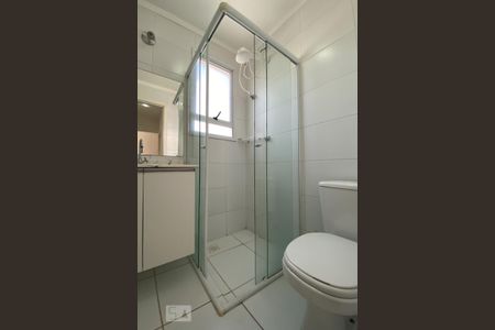 Apartamento para alugar com 76m², 2 quartos e 1 vaga Apartamento para alugar com 76m², 2 quartos e 1 vagaBanheiro