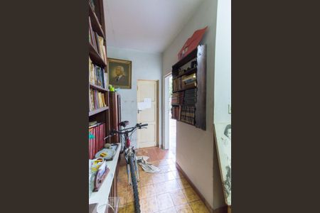 Casa à venda com 300m², 4 quartos e 3 vagas Casa à venda com 300m², 4 quartos e 3 vagasQuarto de Serviço 2