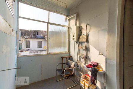 Casa à venda com 300m², 4 quartos e 3 vagas Casa à venda com 300m², 4 quartos e 3 vagasVaranda Suíte 2