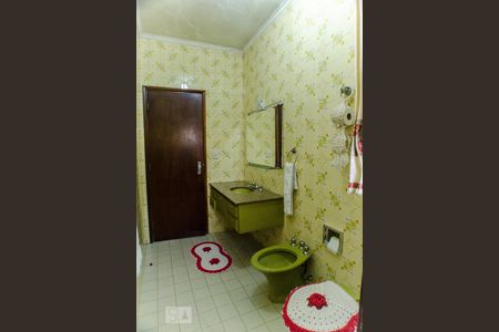 Casa à venda com 300m², 3 quartos e 5 vagasBanheiro do Corredor