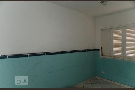 Casa à venda com 300m², 3 quartos e 5 vagasQuarto de Serviço
