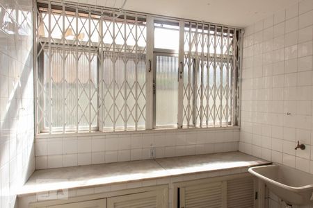 Apartamento à venda com 216m², 4 quartos e 2 vagasÁrea de Serviço