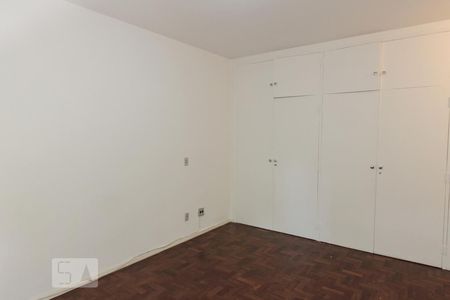 Apartamento à venda com 216m², 4 quartos e 2 vagasSuite
