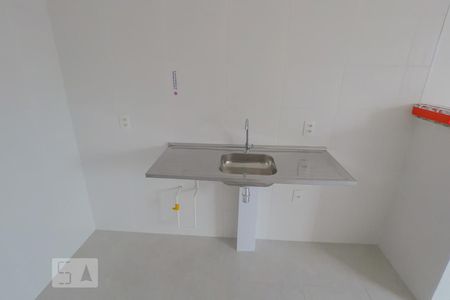 Cozinha integrada a sala de apartamento para alugar com 1 quarto, 32m² em Cambuci, São Paulo