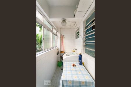 Apartamento à venda com 90m², 2 quartos e 1 vaga Apartamento à venda com 90m², 2 quartos e 1 vagaÁrea de Serviço