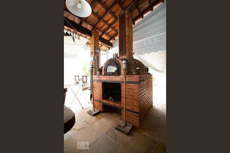 Casa de condomínio à venda com 350m², 6 quartos e 3 vagasChurrasqueira