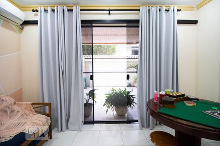 Casa de condomínio à venda com 350m², 6 quartos e 3 vagasSala de Jogos