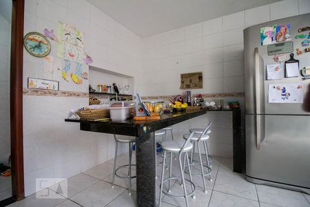 Casa de condomínio à venda com 350m², 6 quartos e 3 vagasCozinha