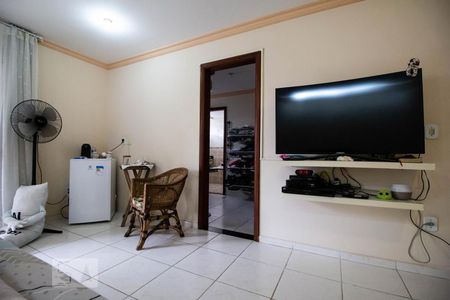 Casa de condomínio à venda com 350m², 6 quartos e 3 vagasSuíte