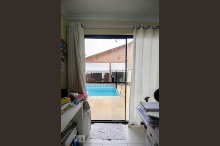 Casa de condomínio à venda com 350m², 6 quartos e 3 vagasEscritório