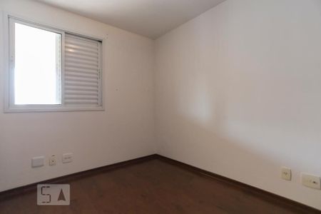 Apartamento para alugar com 66m², 2 quartos e 1 vagaQuarto
