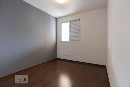 Apartamento para alugar com 66m², 2 quartos e 1 vagaQuarto